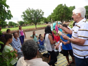 PAEM Conego Goiabeira com escritores 044