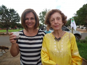 Deucélia maciel e Maria cecília Manzolli